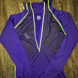 Nike quarter zip pullover